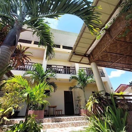 Tlshaw Homestay General Luna  Buitenkant foto