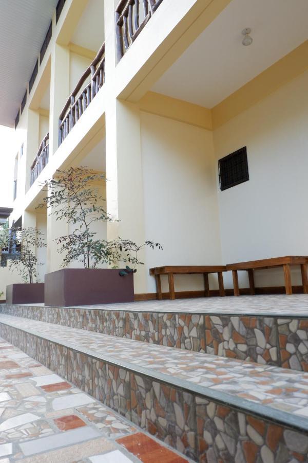 Tlshaw Homestay General Luna  Buitenkant foto