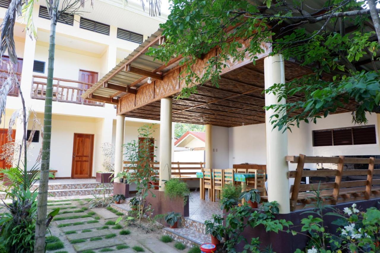 Tlshaw Homestay General Luna  Buitenkant foto