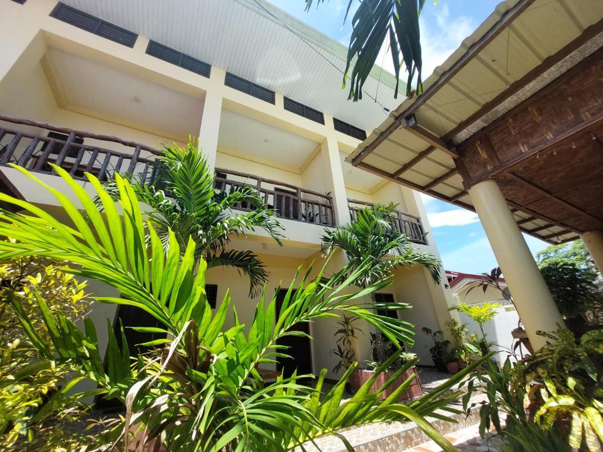 Tlshaw Homestay General Luna  Buitenkant foto