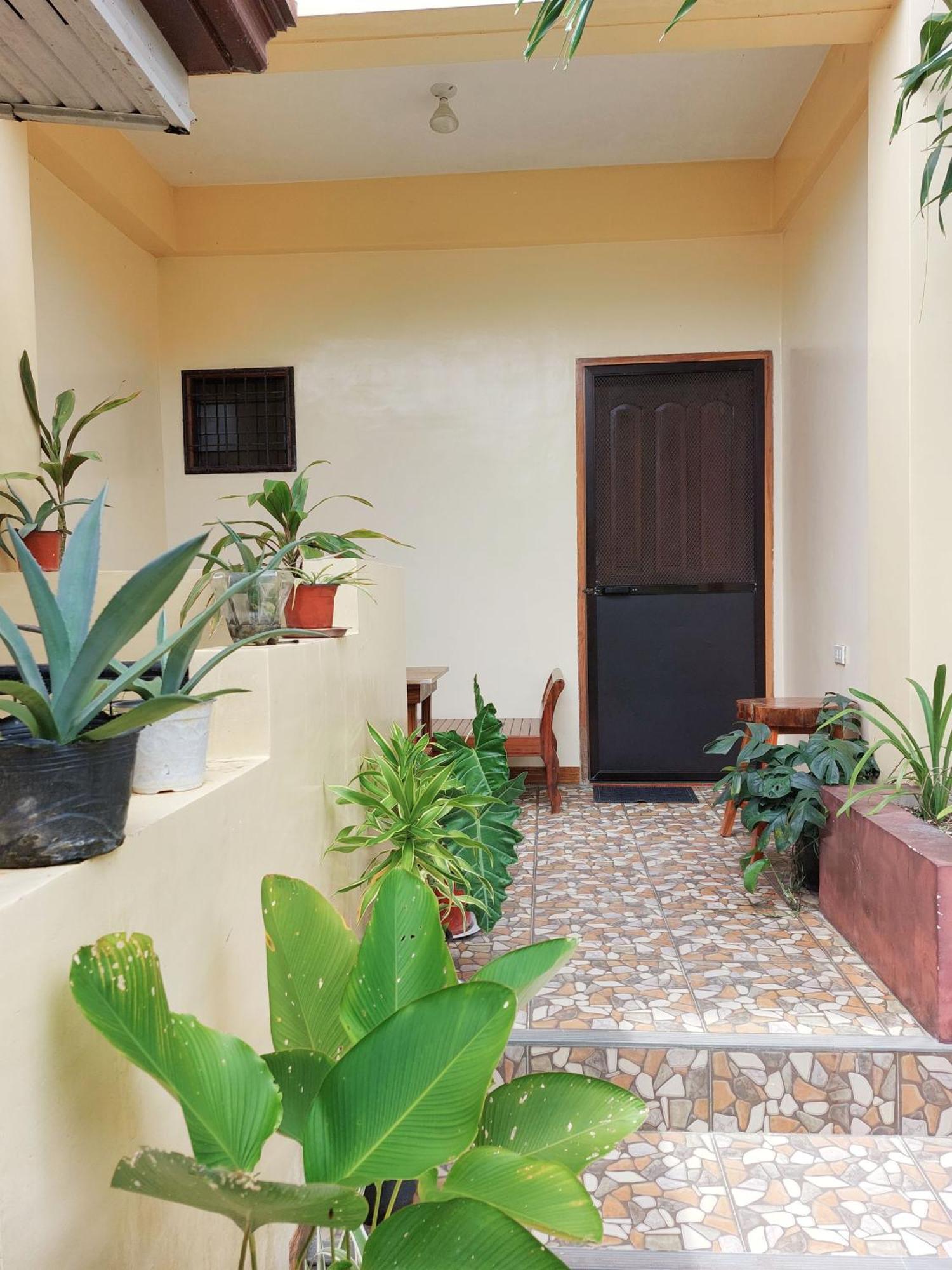Tlshaw Homestay General Luna  Kamer foto